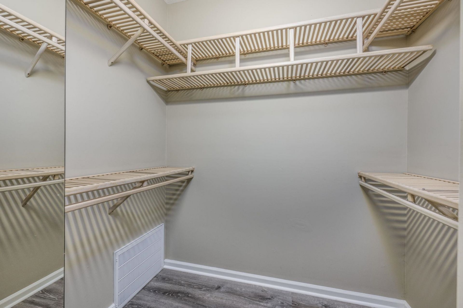 1802 Spinnaker Dr. Photo 23