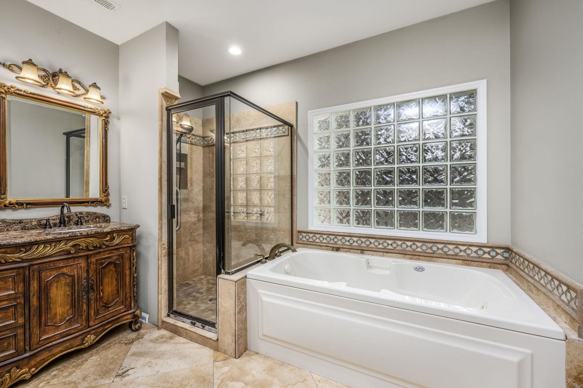 1802 Spinnaker Dr. Photo 24