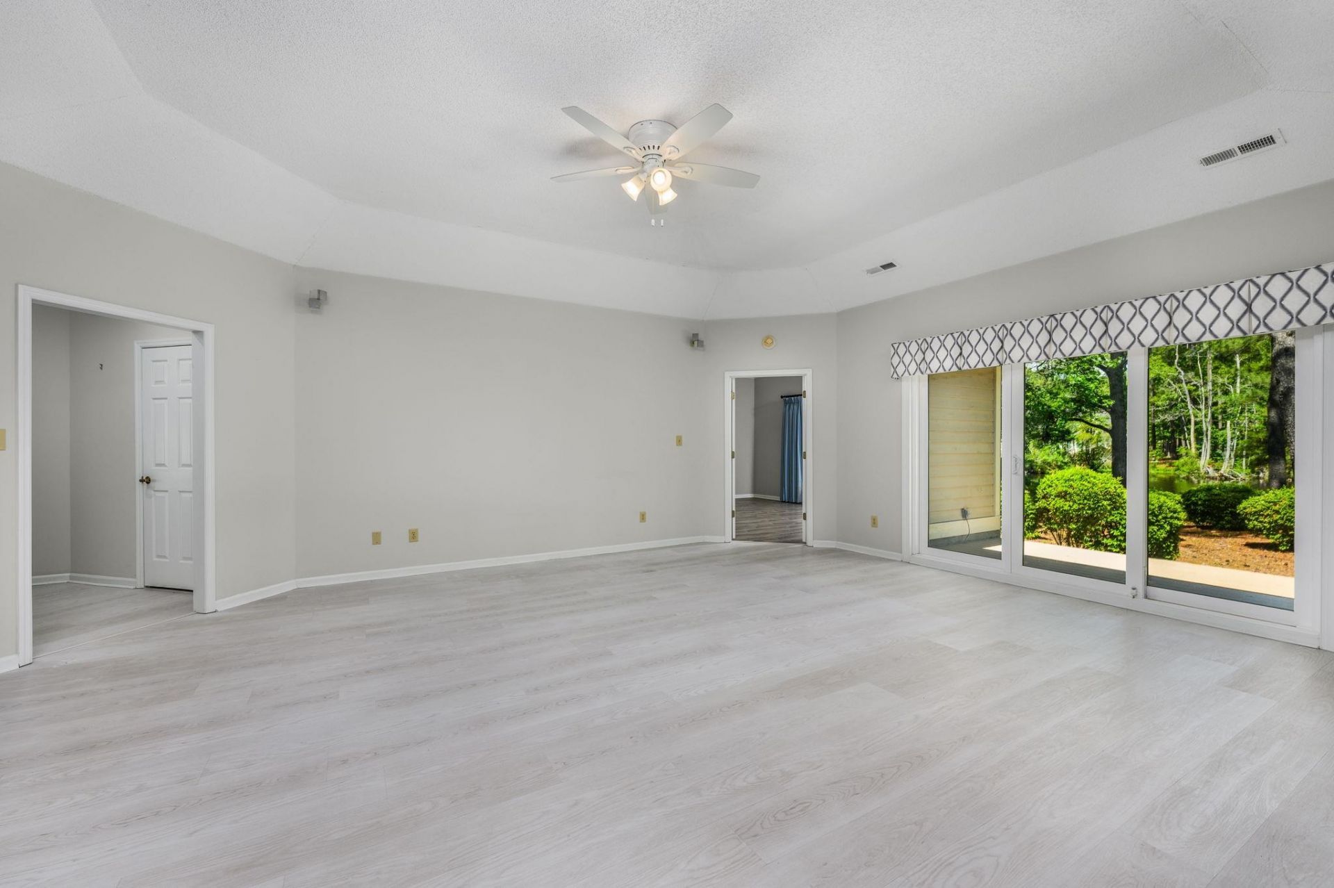 1802 Spinnaker Dr. Photo 8