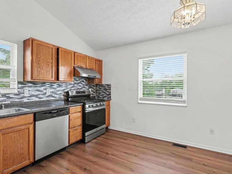 3391 Mautino Drive , Columbus, OH 43231 Photo 18