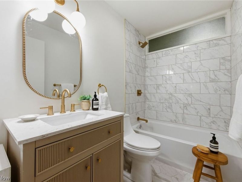 4348 W 202nd Street, Fairview Park, OH 44126 Photo 34