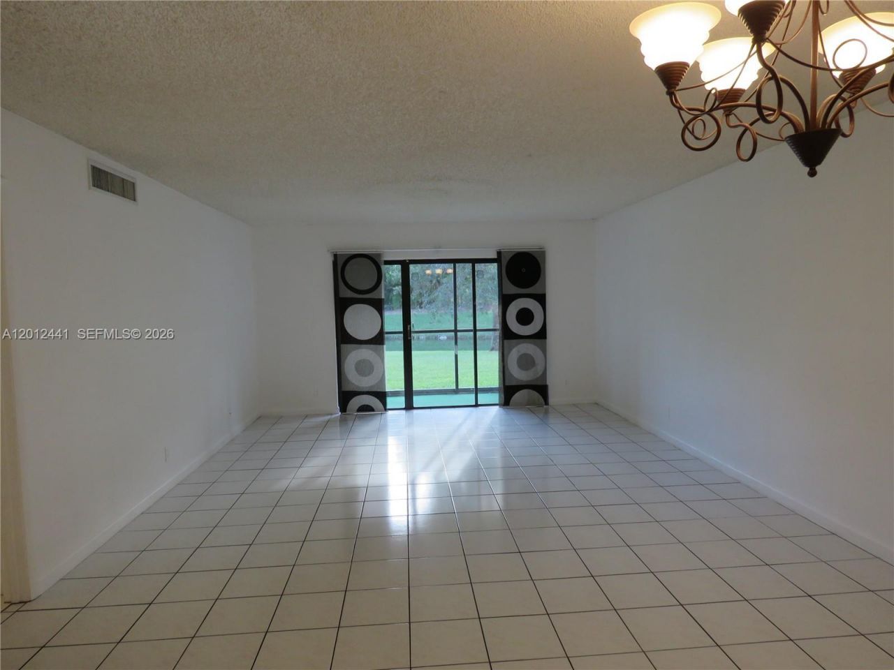 205 Lakeview Dr, Unit 102, Weston, FL 33326 Photo