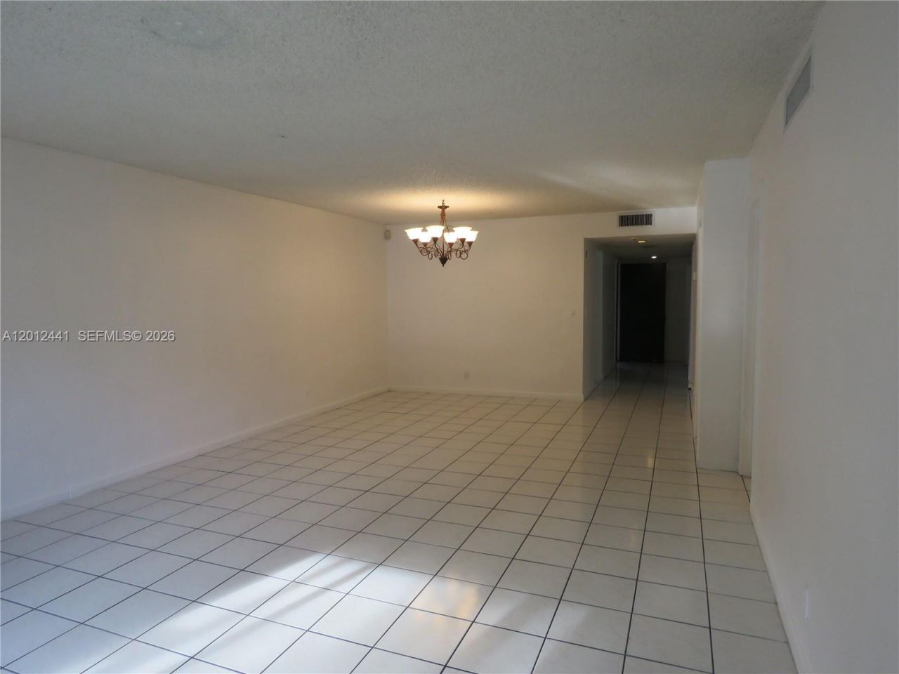 205 Lakeview Dr, Unit 102, Weston, FL 33326 Photo