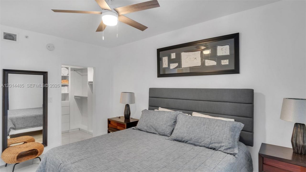 185 SE 14th Ter, Unit 1801, Miami, FL 33131 Photo
