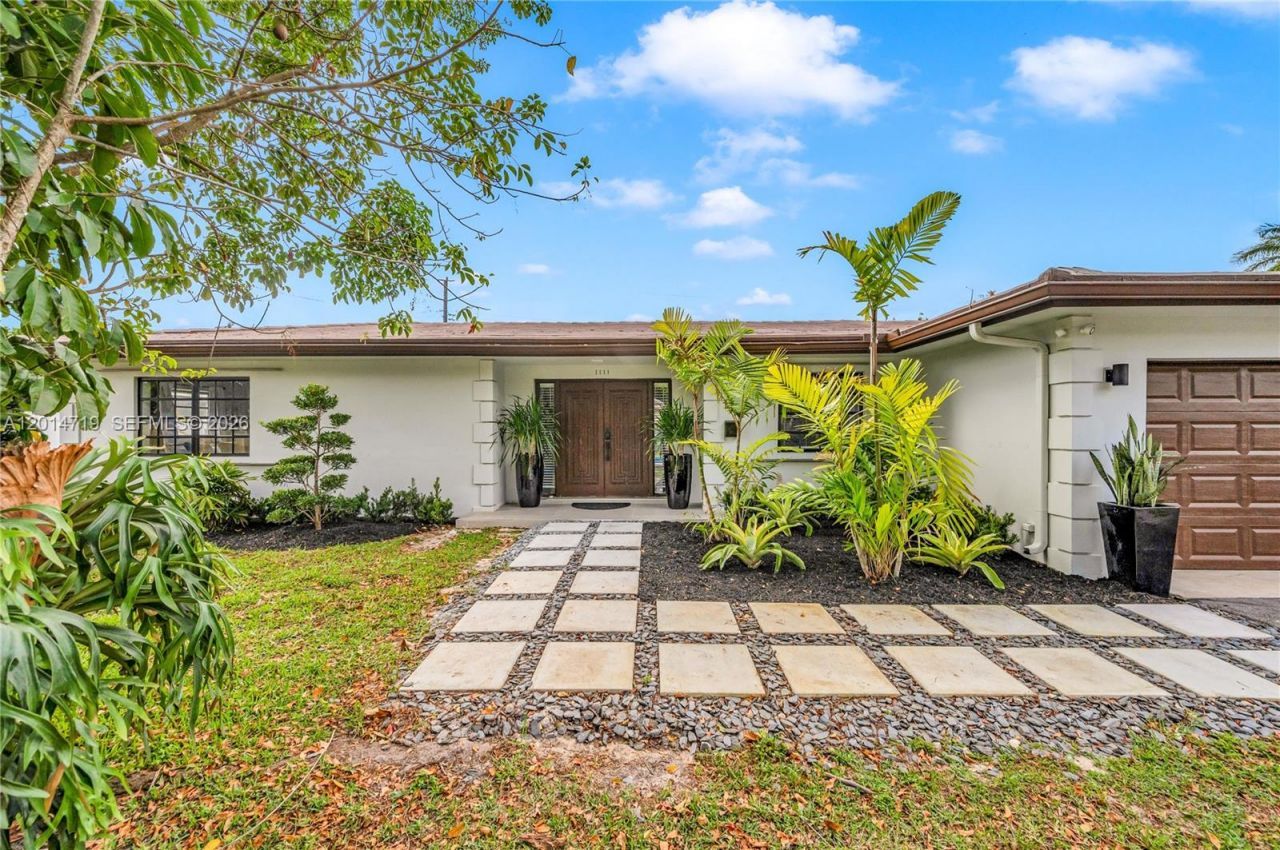 1111 NW 70th Ter, Plantation, FL 33313 Photo