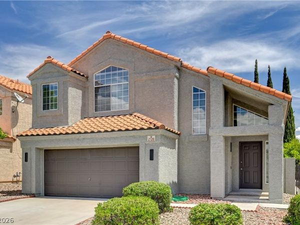 2720 Kennington Circle, Las Vegas, NV 89117