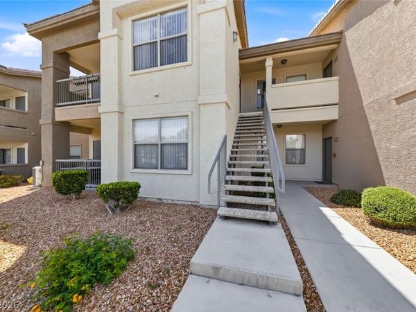 8000 Badura Avenue, Unit 2023, Las Vegas, NV 89113