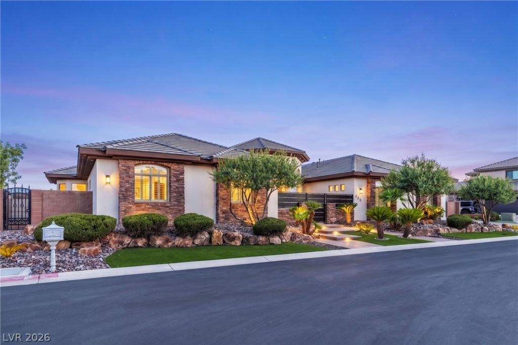225 Saint Elmo Circle, Las Vegas, NV 89123