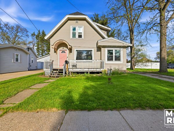 4558 Wilkshire Avenue SW, Wyoming, MI 49548