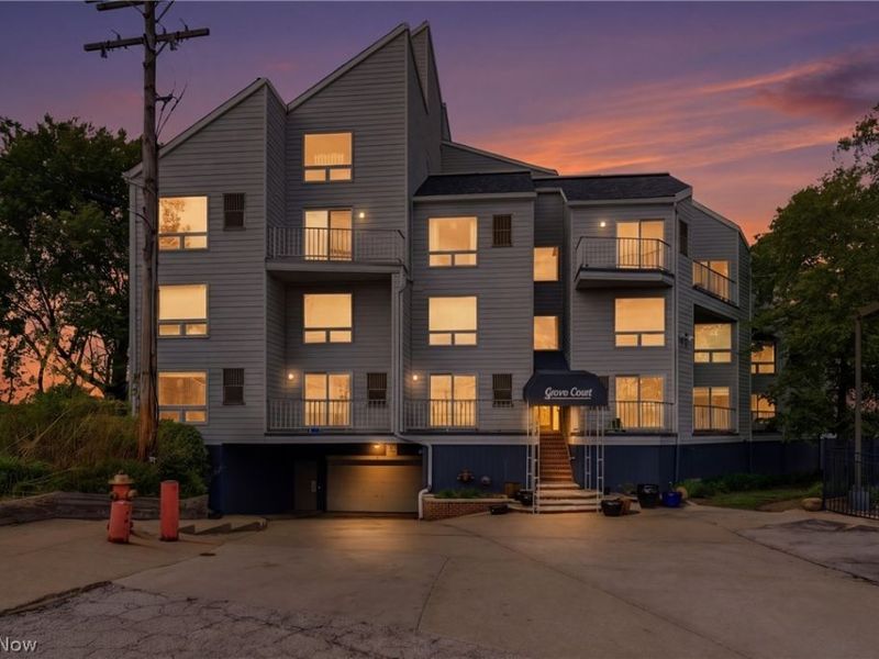 1900 Grove Court , Unit 112, Cleveland, OH 44113 Photo 1