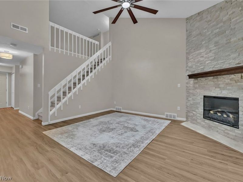 93 Silver Valley Boulevard, Munroe Falls, OH 44262 Photo 13
