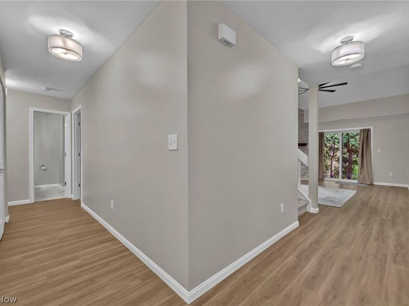 93 Silver Valley Boulevard, Munroe Falls, OH 44262 Photo 6