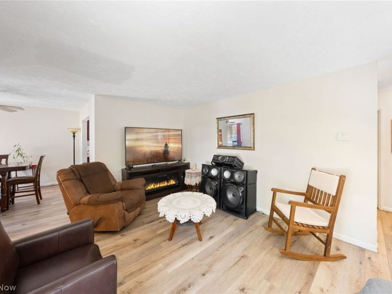 4122 W 145th Street , Cleveland, OH 44135 Photo 5