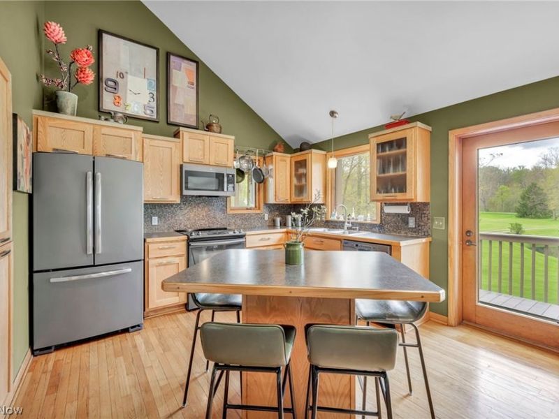 8683 Kennard Road, Lodi, OH 44254 Photo 9
