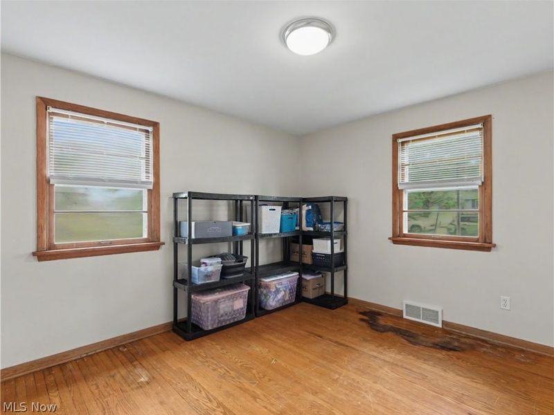 1140 Valley Drive NW, North Canton, OH 44720 Photo 12