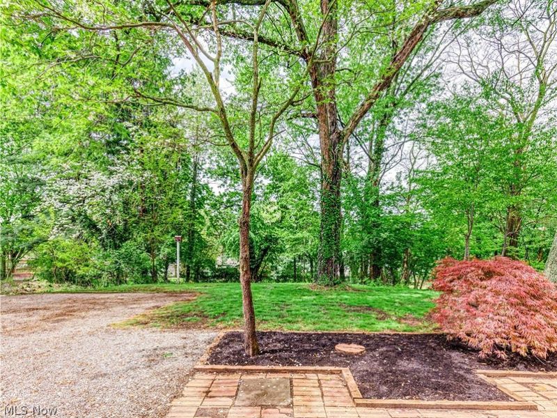 1140 Valley Drive NW, North Canton, OH 44720 Photo 20