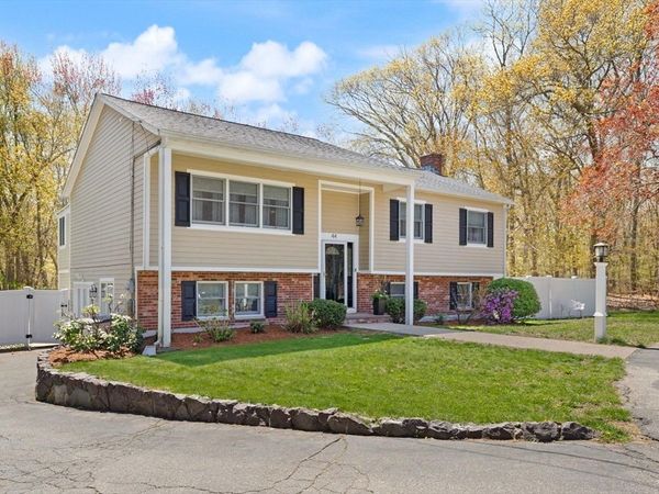 44 Pitman Drive, Reading, MA 01867