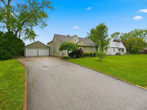 2017 Laverne Avenue, Fort Wayne, IN 46805