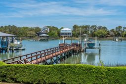 16 Intracoastal Court photo 4