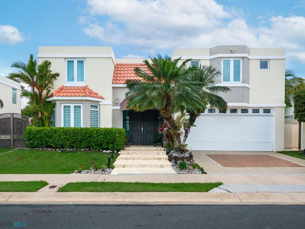 635 MAR DE BERING ST., Dorado, PR 00646