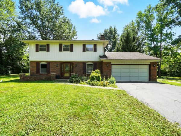 6233 E Walnut Street , Westerville, OH 43081