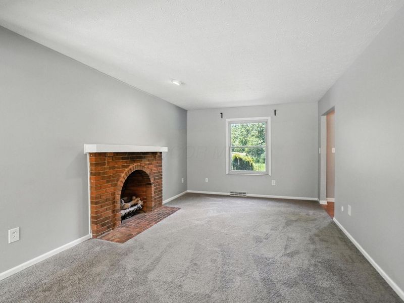 6233 E Walnut Street , Westerville, OH 43081 Photo 11