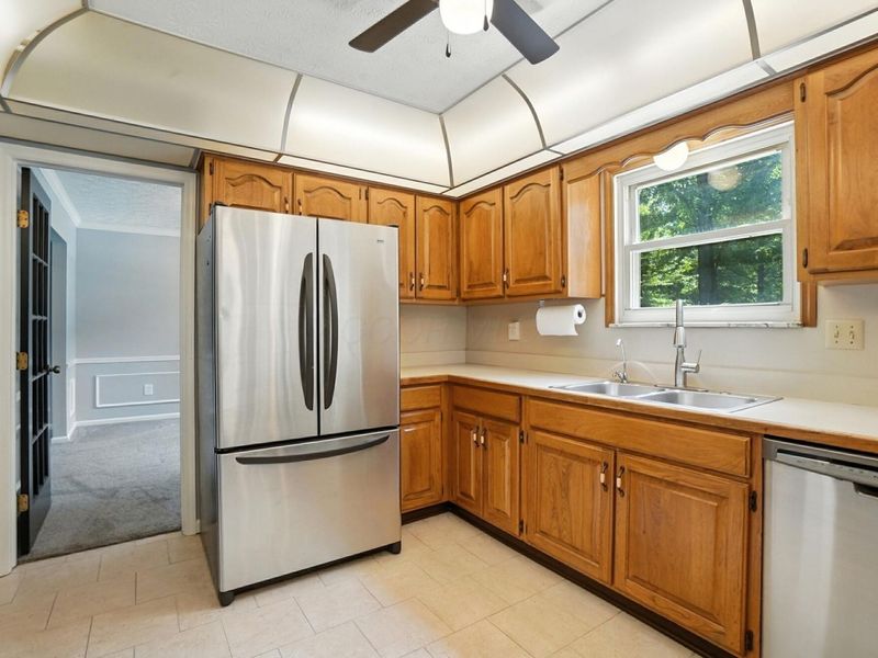 6233 E Walnut Street , Westerville, OH 43081 Photo 19