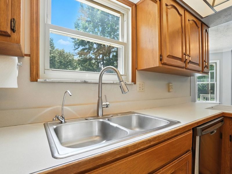 6233 E Walnut Street , Westerville, OH 43081 Photo 23