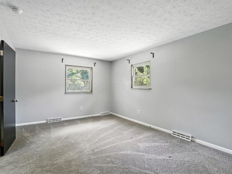 6233 E Walnut Street , Westerville, OH 43081 Photo 30