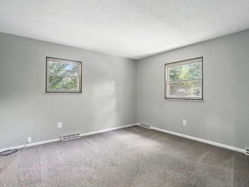 6233 E Walnut Street , Westerville, OH 43081 Photo 36