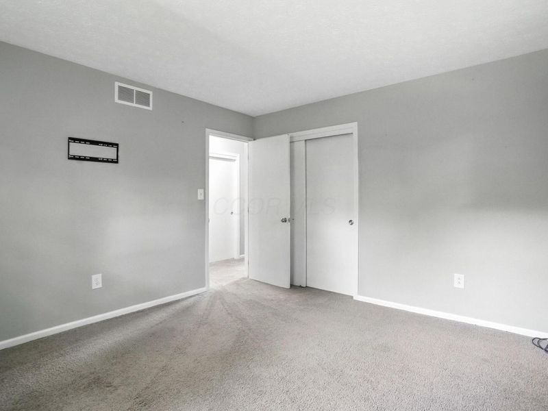6233 E Walnut Street , Westerville, OH 43081 Photo 37