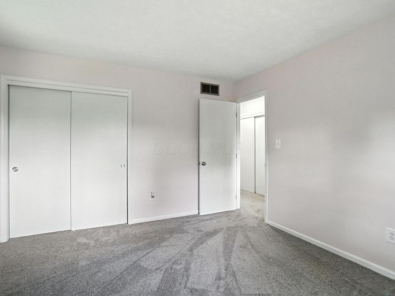 6233 E Walnut Street , Westerville, OH 43081 Photo 39