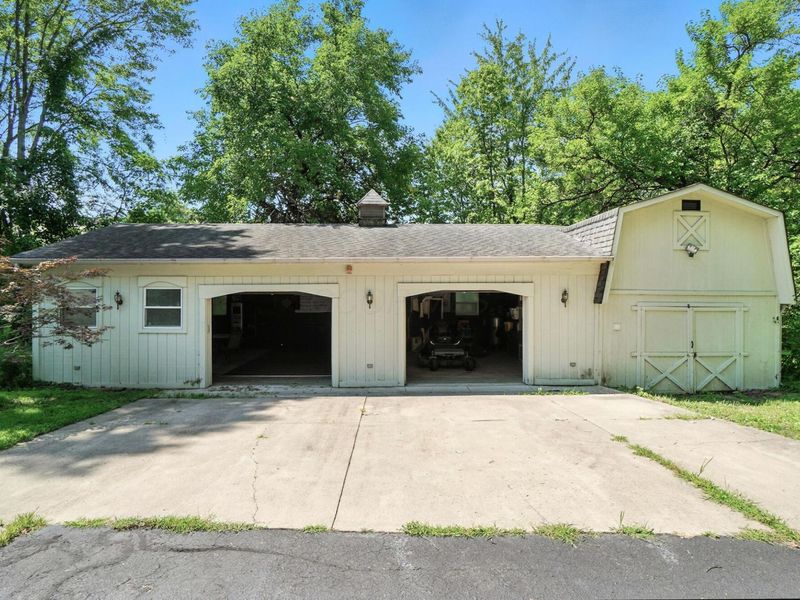 6233 E Walnut Street , Westerville, OH 43081 Photo 51