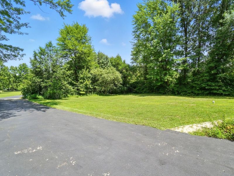 6233 E Walnut Street , Westerville, OH 43081 Photo 6