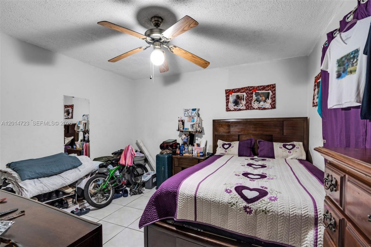 2385 NW 32nd St , Miami, FL 33142 Photo