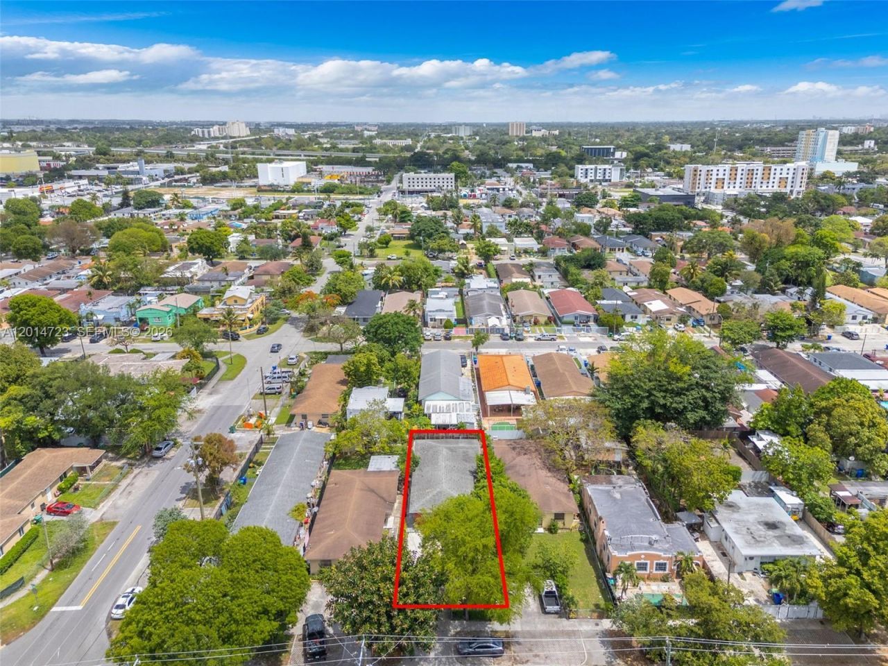 2385 NW 32nd St , Miami, FL 33142 Photo