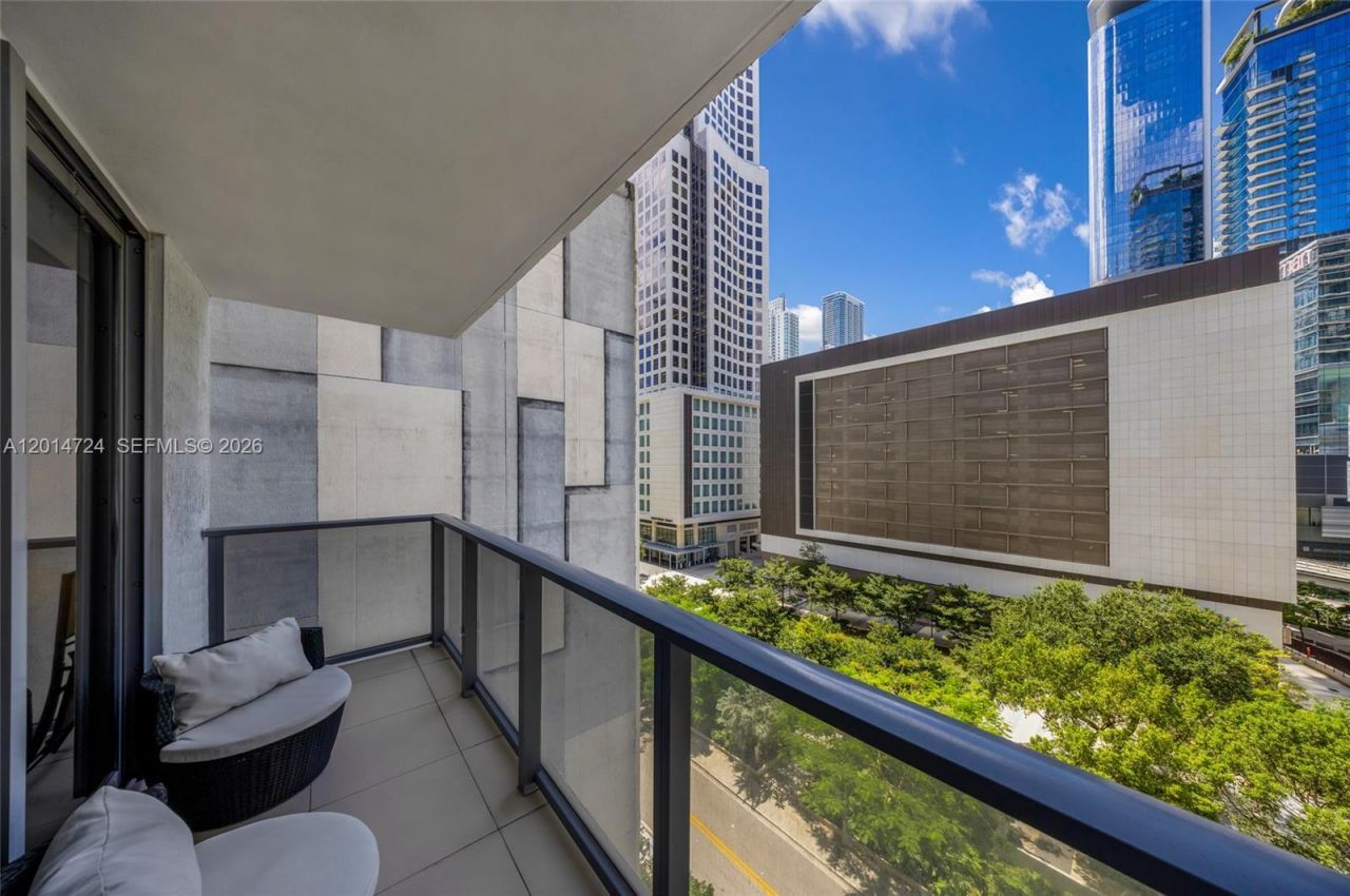 31 SE 6th St , Unit 907, Miami, FL 33131 Photo