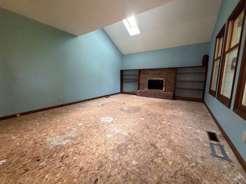 3200 Shadow Ridge Drive, Deerfield Twp., OH 45140 Photo 4