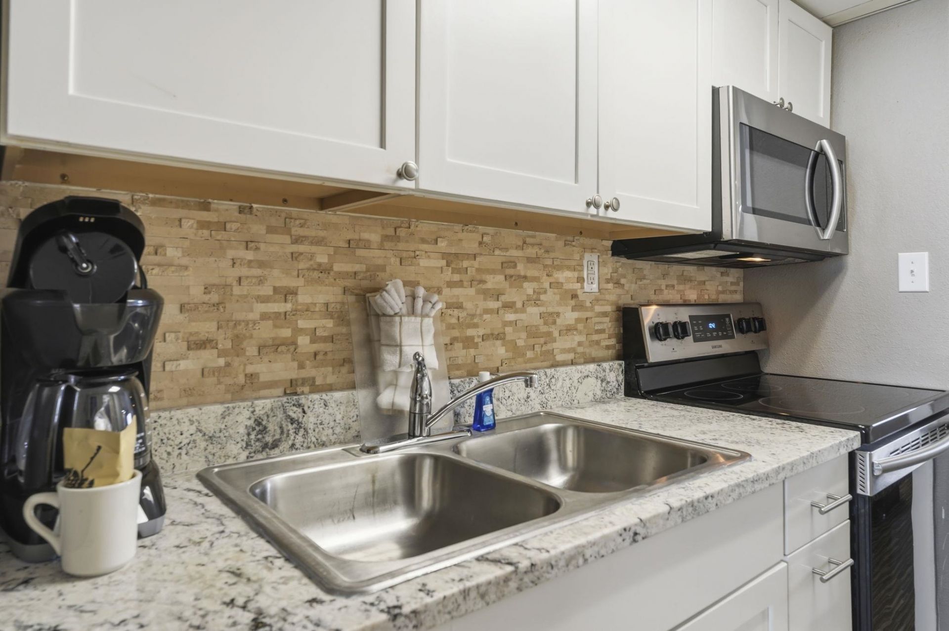 6900 N Ocean Blvd.  Photo 8