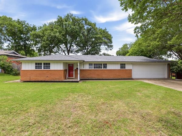 7004 Marilyn Lane, North Richland Hills, TX 76180
