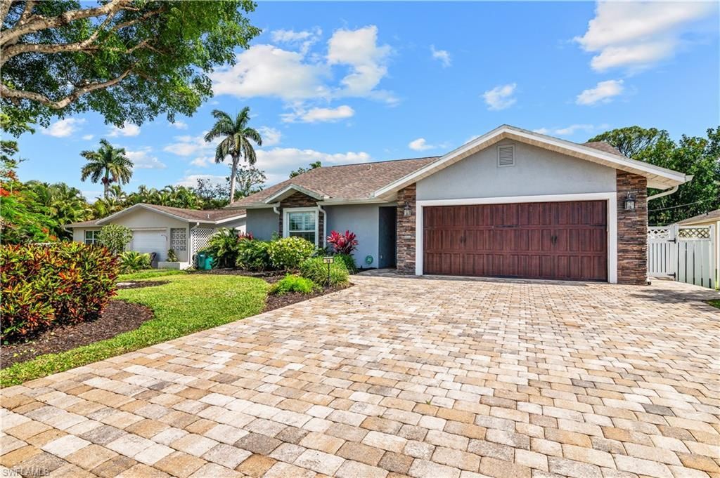 36 5th St, Bonita Springs, FL 34134 Photo