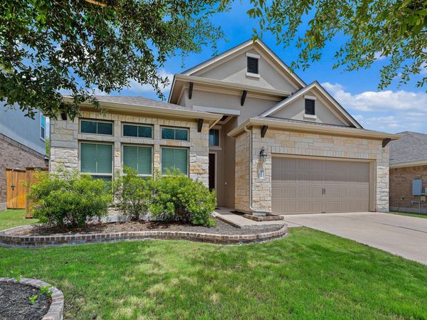 912 Isaias DR , Leander, TX 78641