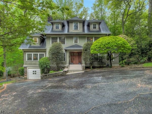 30 Tower Hill Rd, Mountain Lakes, NJ 07046