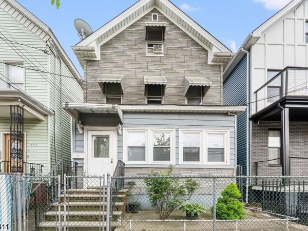 242 Franklin St, Elizabeth, NJ 07206