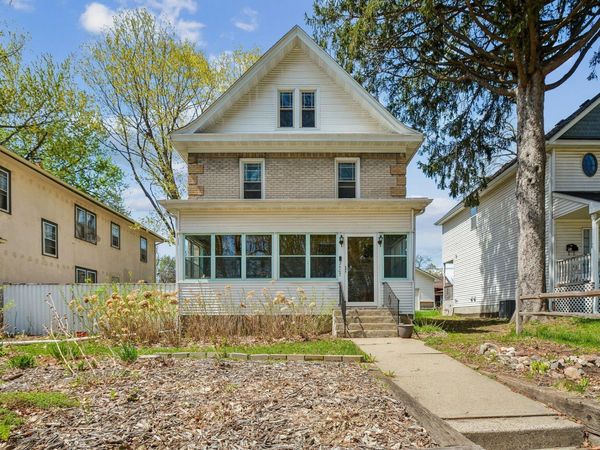 2507 Thomas Avenue N, Minneapolis, MN 55411