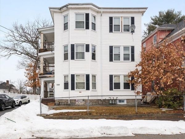 285 Green St, Brockton, MA 02301