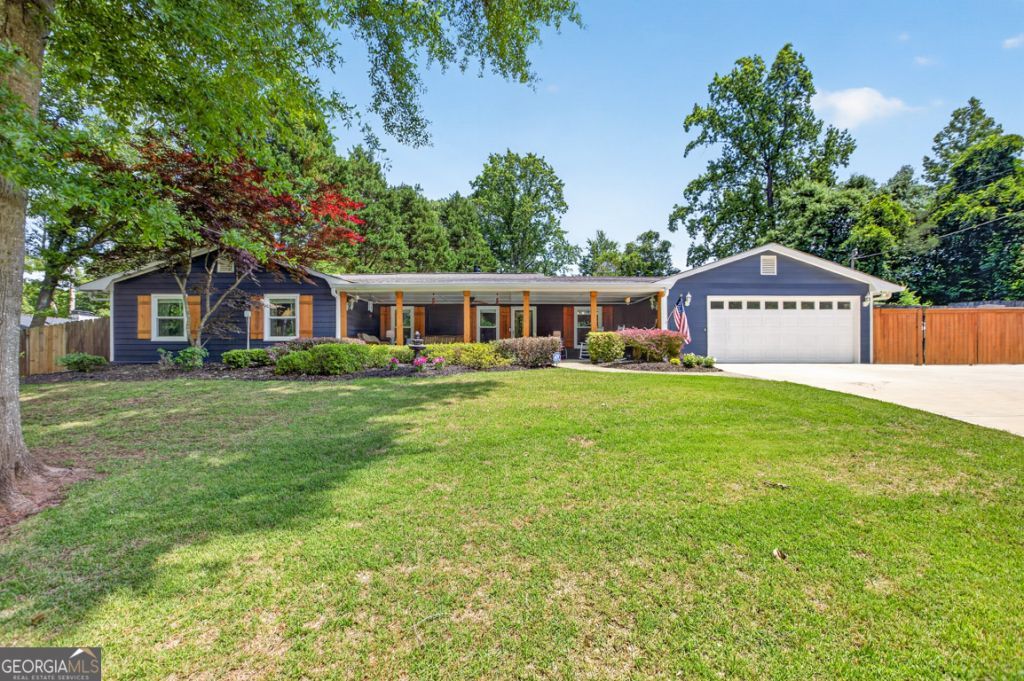 3756 Southgate Drive Sw, Lilburn, GA 30047 Main Photo