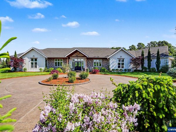 752 Macinnes Ln NE, Salem, OR 97317
