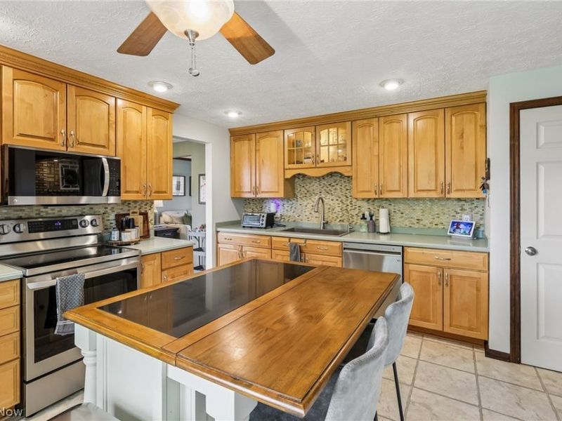 4503 Northview Avenue NW, Canton, OH 44709 Photo 12