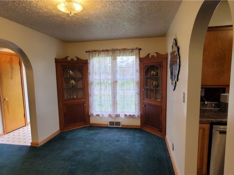 1794 Lilly Lane , Alliance, OH 44601 Photo 6